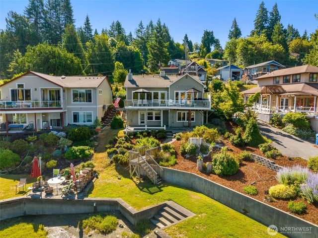 9941 Mariner Drive NW, Olympia, WA 98502