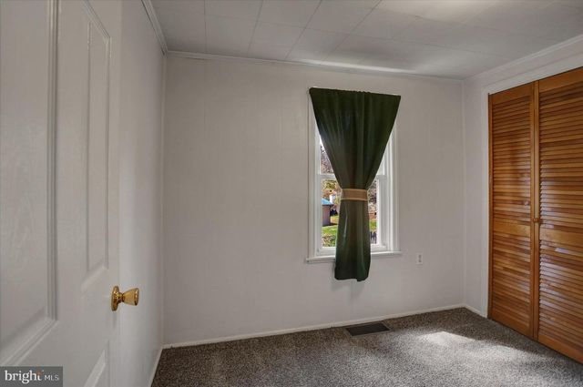 824 S S CHURCH STREET, Waynesboro, PA 17268