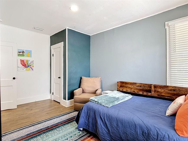 105 W ELM STREET, Tampa, FL 33604