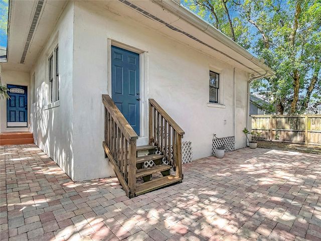 105 W ELM STREET, Tampa, FL 33604