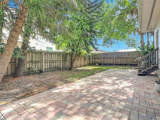 105 W ELM STREET, Tampa, FL 33604