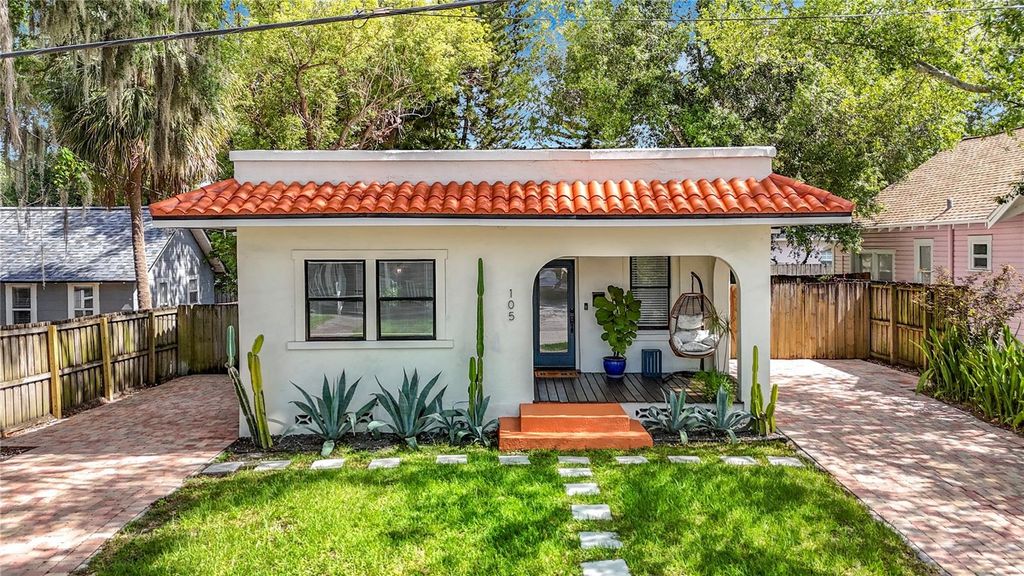105 W ELM STREET, Tampa, FL 33604