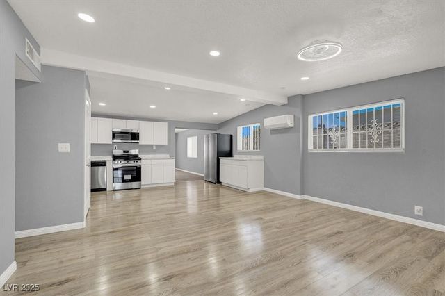 1659 Palma Vista Avenue, Las Vegas, NV 89169