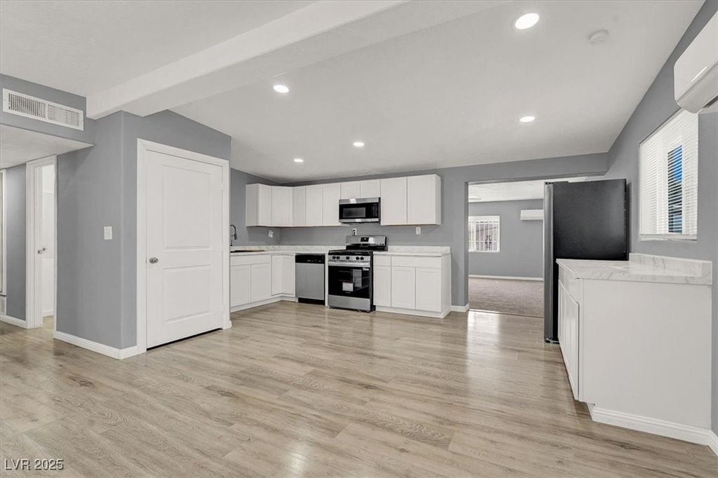 1659 Palma Vista Avenue, Las Vegas, NV 89169