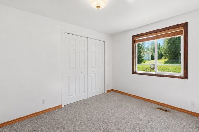 4273 Garden Spot Rd, Loon Lake, WA 99148