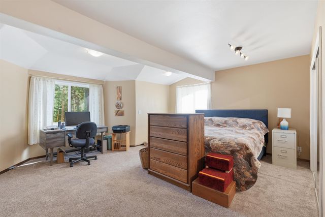 4273 Garden Spot Rd, Loon Lake, WA 99148