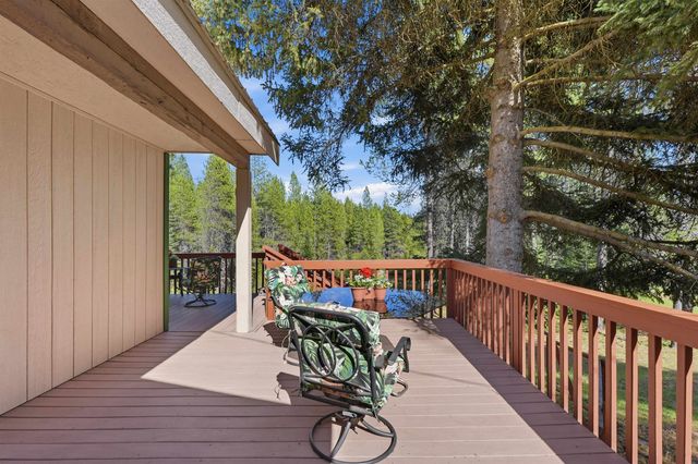 4273 Garden Spot Rd, Loon Lake, WA 99148