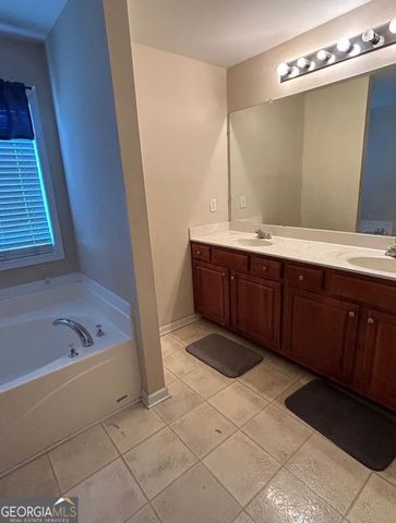 4020 Preserve Lane, Snellville, GA 30039