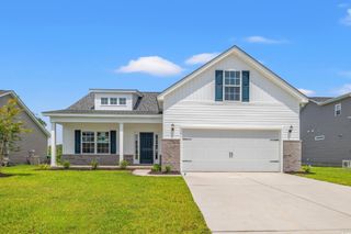 332 Hayloft Circle, Conway, SC 29526