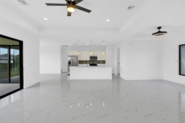2915 23RD STREET SW, Lehigh Acres, FL 33976