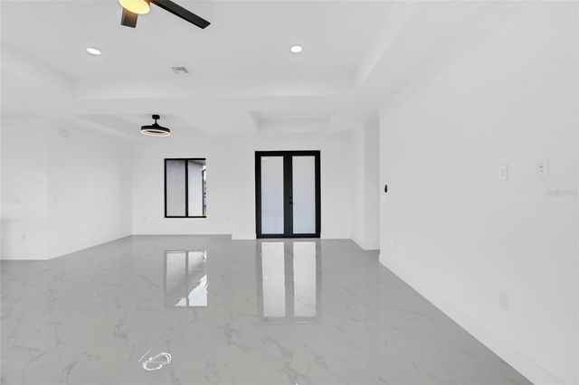 2915 23RD STREET SW, Lehigh Acres, FL 33976