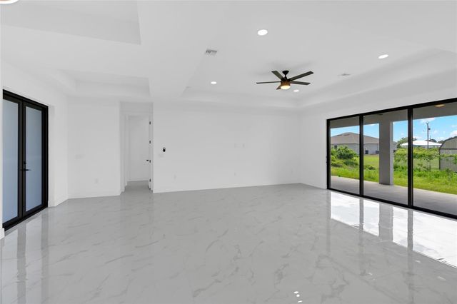 2915 23RD STREET SW, Lehigh Acres, FL 33976