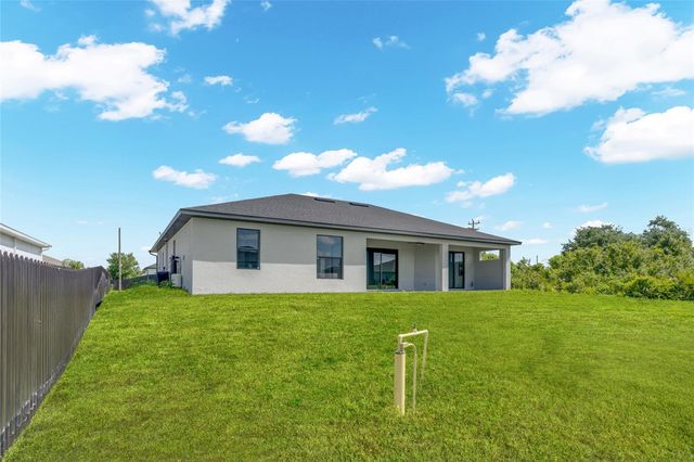 2915 23RD STREET SW, Lehigh Acres, FL 33976