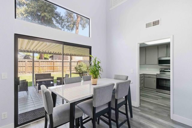 3552 Del Sol Way, Sacramento, CA 95834