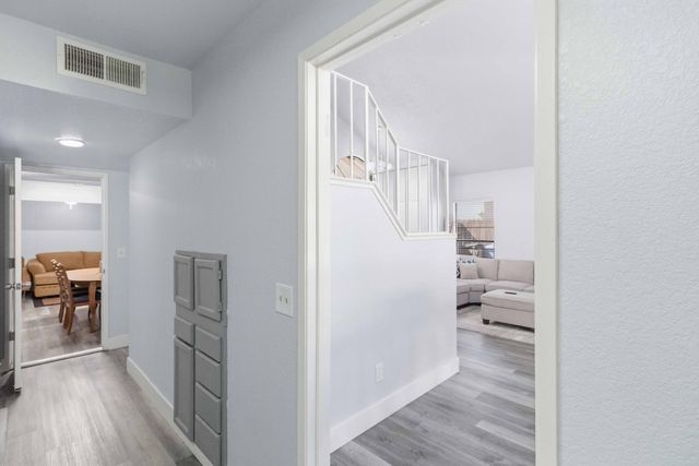 3552 Del Sol Way, Sacramento, CA 95834