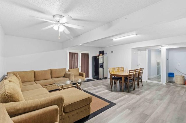 3552 Del Sol Way, Sacramento, CA 95834