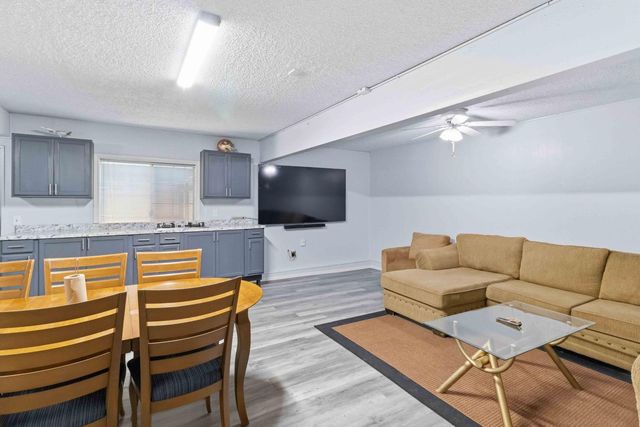 3552 Del Sol Way, Sacramento, CA 95834