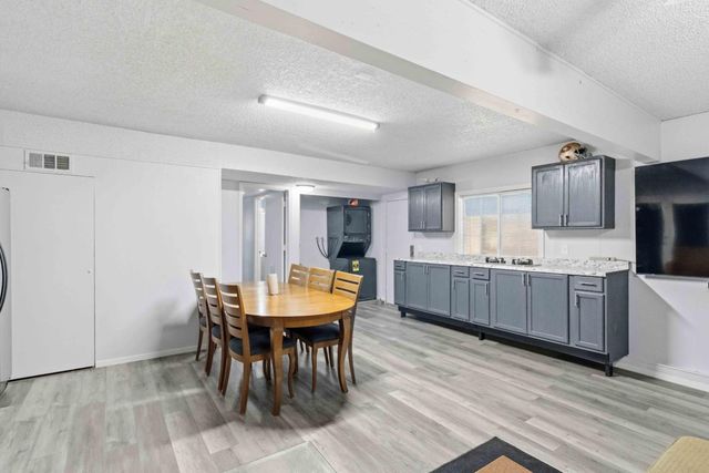 3552 Del Sol Way, Sacramento, CA 95834