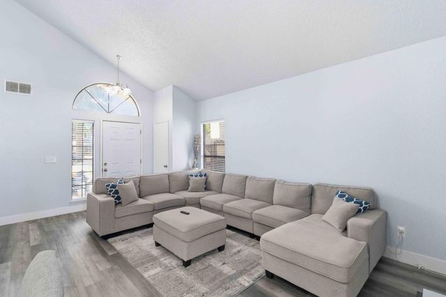 3552 Del Sol Way, Sacramento, CA 95834