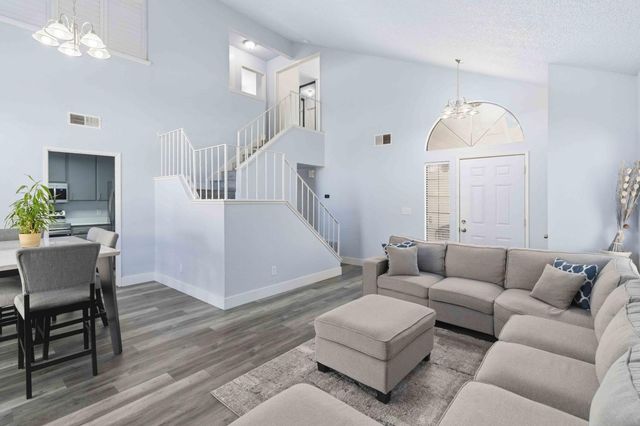 3552 Del Sol Way, Sacramento, CA 95834