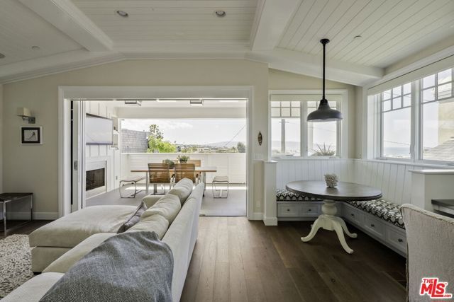 636 12th Street, Manhattan Beach, CA 90266