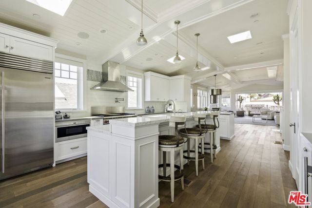 636 12th Street, Manhattan Beach, CA 90266