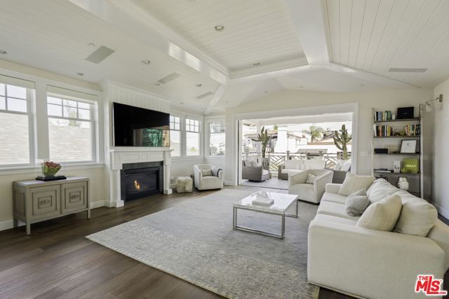 636 12th Street, Manhattan Beach, CA 90266