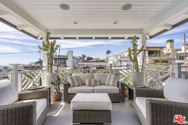 636 12th Street, Manhattan Beach, CA 90266