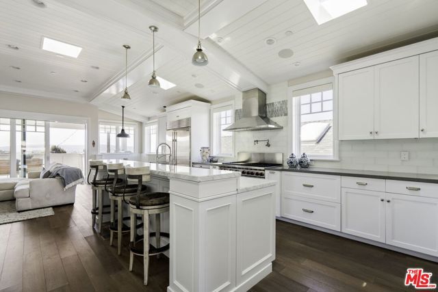 636 12th Street, Manhattan Beach, CA 90266