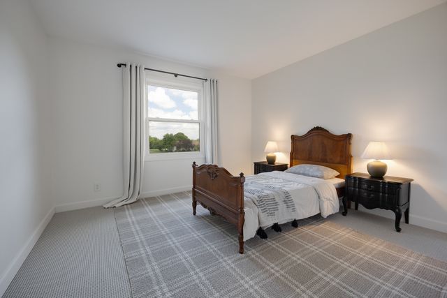 47W625 Shirewood Farm Road, Hampshire, IL 60140