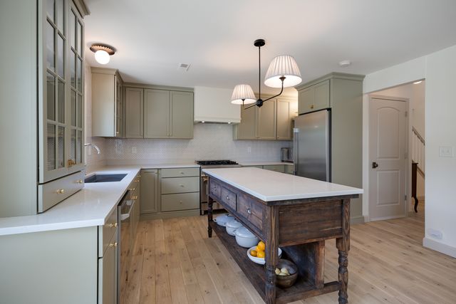 47W625 Shirewood Farm Road, Hampshire, IL 60140