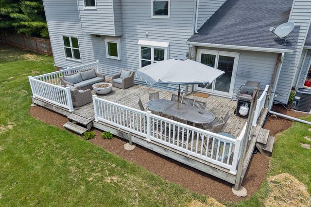 47W625 Shirewood Farm Road, Hampshire, IL 60140