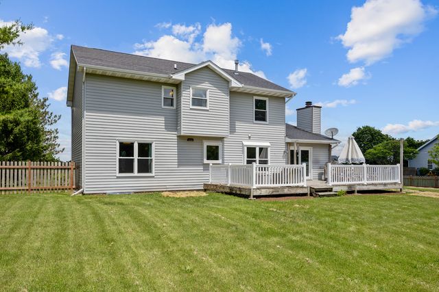 47W625 Shirewood Farm Road, Hampshire, IL 60140