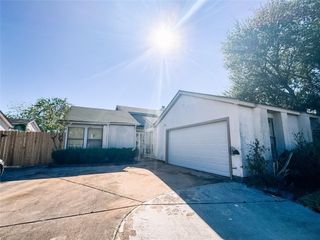 7663 Alcomita Drive, Houston, TX 77083