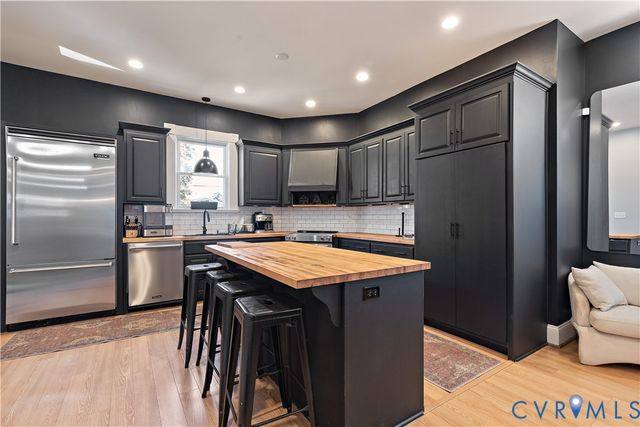 2111 Greenwood Ave, Richmond, VA 23222