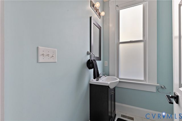 2111 Greenwood Ave, Richmond, VA 23222