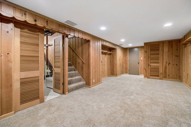 5073 Holiday Road, Minnetonka, MN 55345
