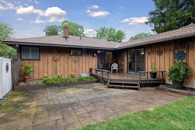 5073 Holiday Road, Minnetonka, MN 55345