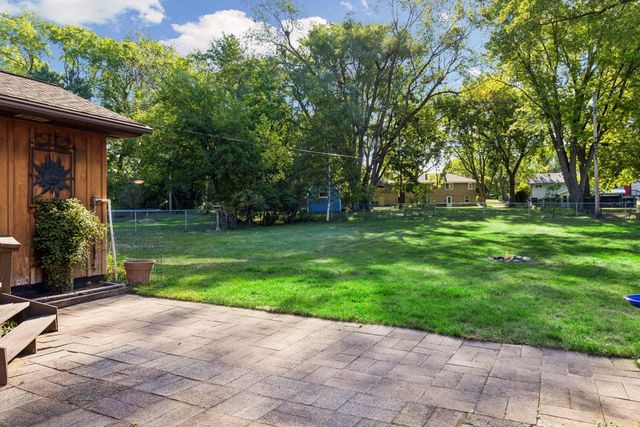 5073 Holiday Road, Minnetonka, MN 55345
