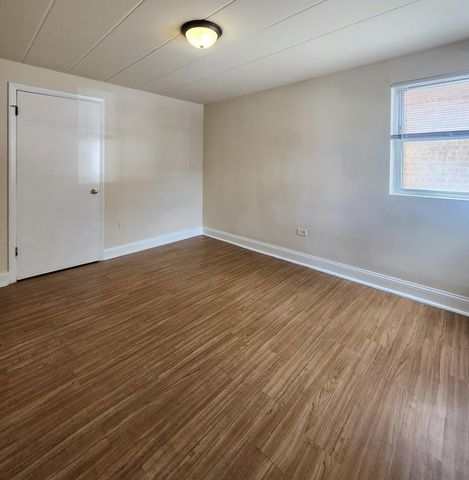 5741 W 35th Street 1F, Cicero, IL 60804