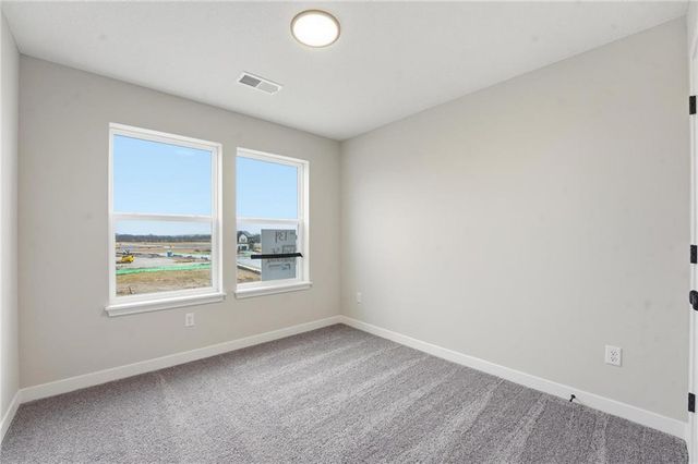 1304 SE Windbreak Drive, Lee's Summit, MO 64081