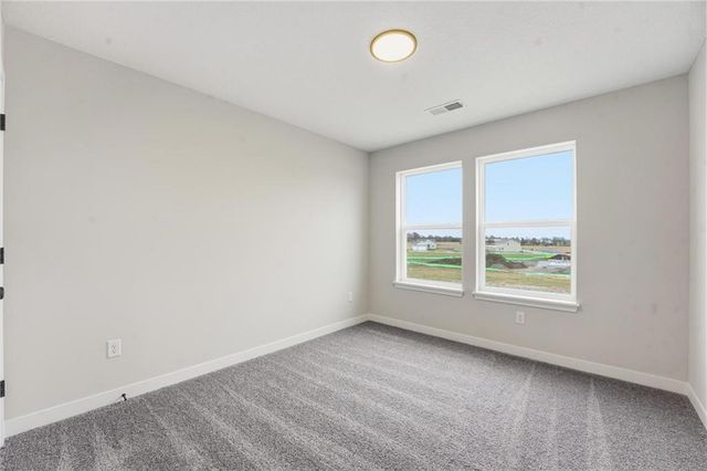 1304 SE Windbreak Drive, Lee's Summit, MO 64081