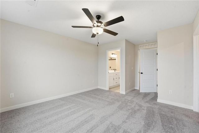 1304 SE Windbreak Drive, Lee's Summit, MO 64081