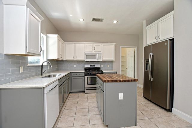 2007 Horizon Park BLVD, Leander, TX 78641