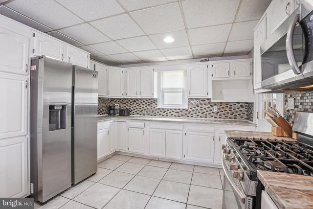 1013 N CHESTNUT ST, Paulsboro, NJ 08066