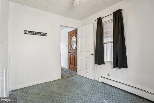 1013 N CHESTNUT ST, Paulsboro, NJ 08066