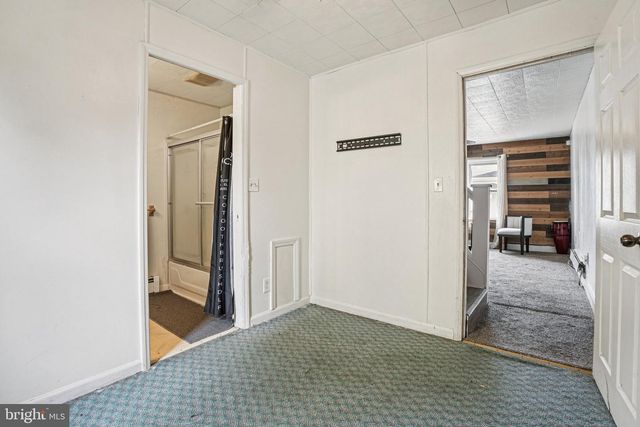 1013 N CHESTNUT ST, Paulsboro, NJ 08066