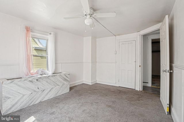 1013 N CHESTNUT ST, Paulsboro, NJ 08066