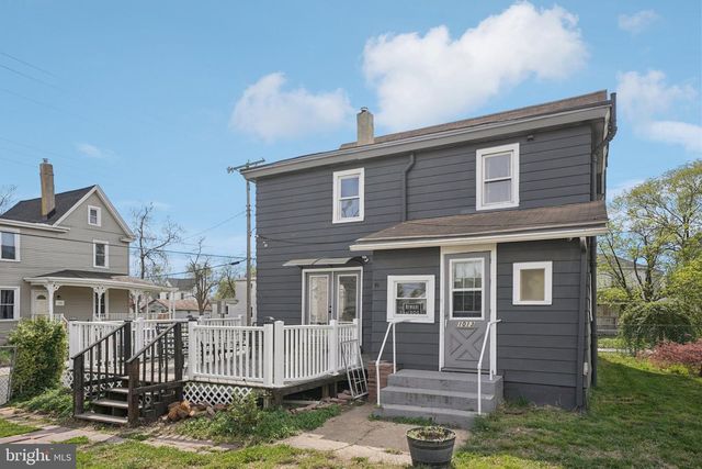 1013 N CHESTNUT ST, Paulsboro, NJ 08066