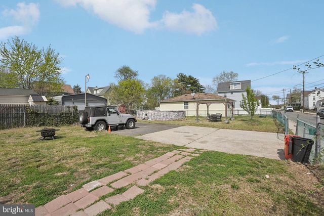 1013 N CHESTNUT ST, Paulsboro, NJ 08066